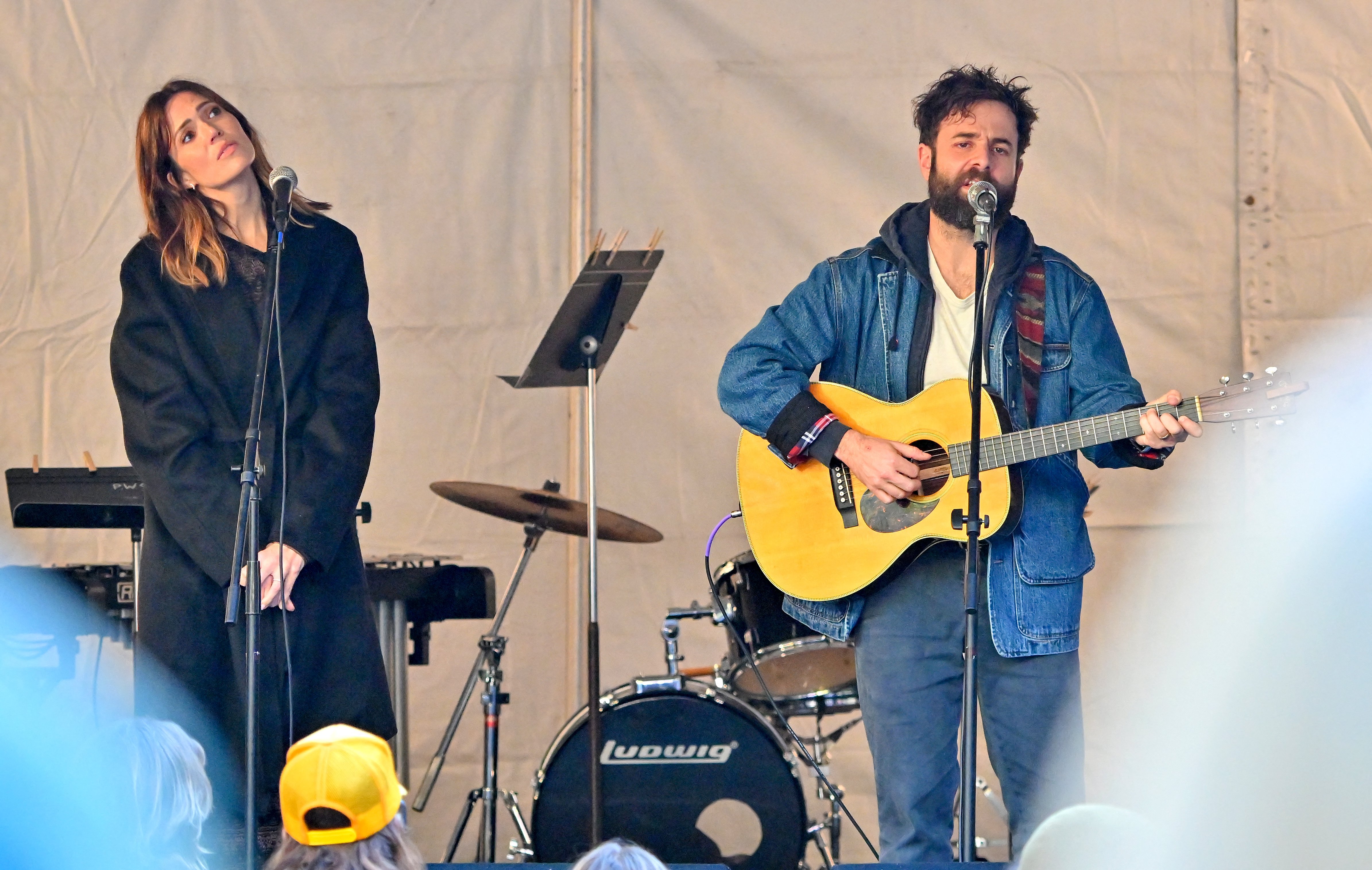 mandy-online_dot_com_1705071987_-_006_.jpg mandy-online_dot_com_1705071987_-_006_.jpg