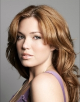 Mandy_Moore_256.jpg