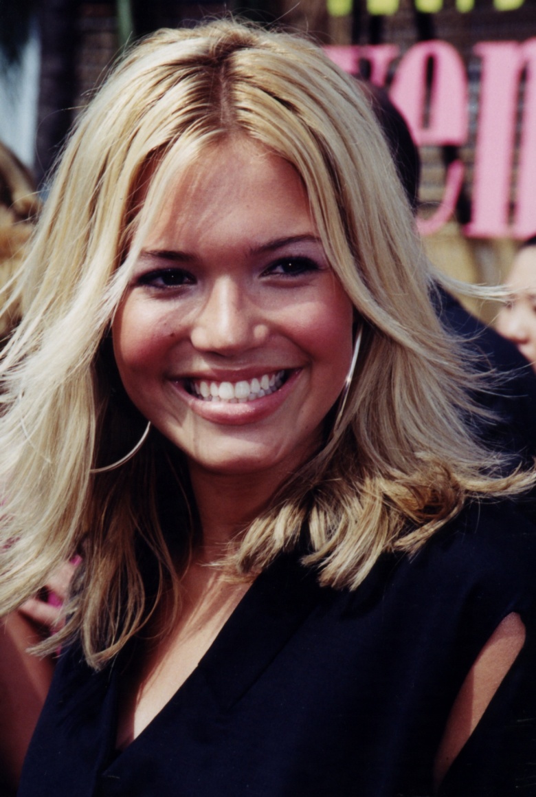 mandy-moore-2000-teen-choice-awards_6th-aug_020.jpg