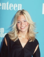 mandy-moore-2000-teen-choice-awards_6th-aug_023.jpg