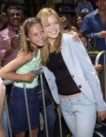 mandy-moore-the-princess-diaries-premiere-2001-07-29_018.jpg