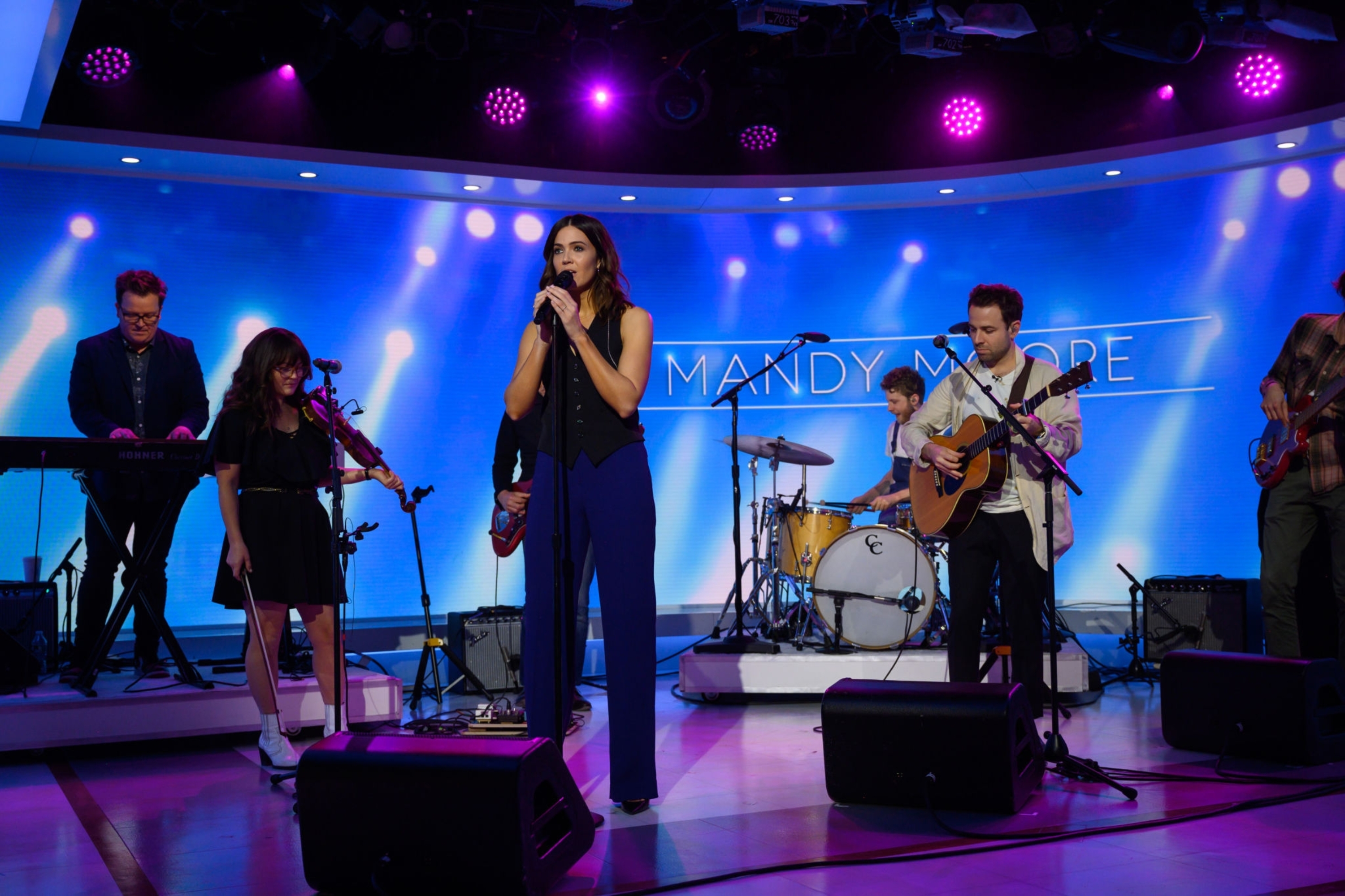 1207397861.jpg 1207397861.jpg